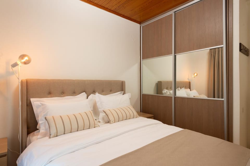 Bed, Bedroom, wardrobe