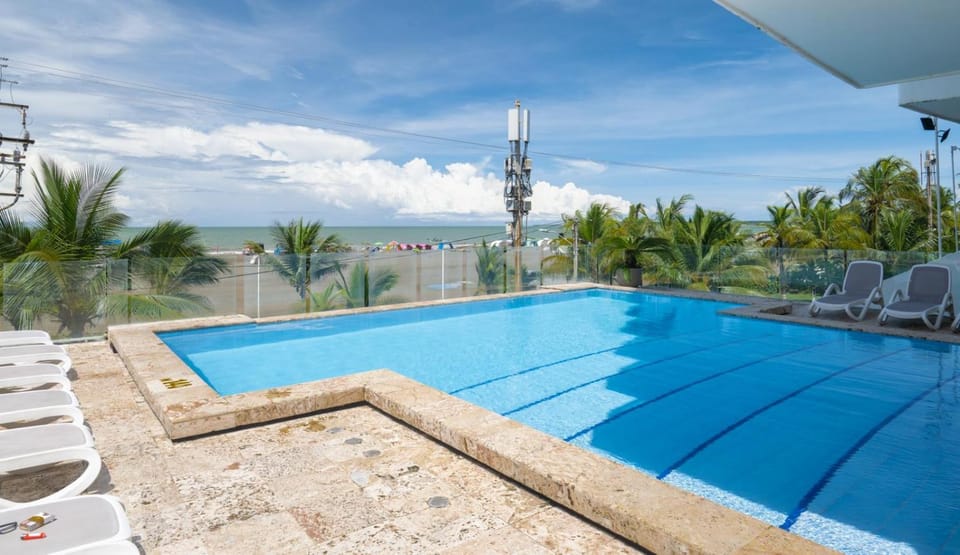Day, Pool view, Swimming pool, sunbed