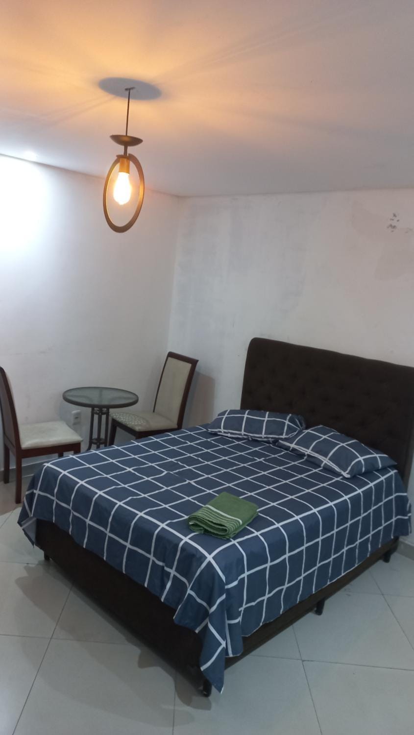 Casa kitnet Bed and Breakfast in Guarulhos