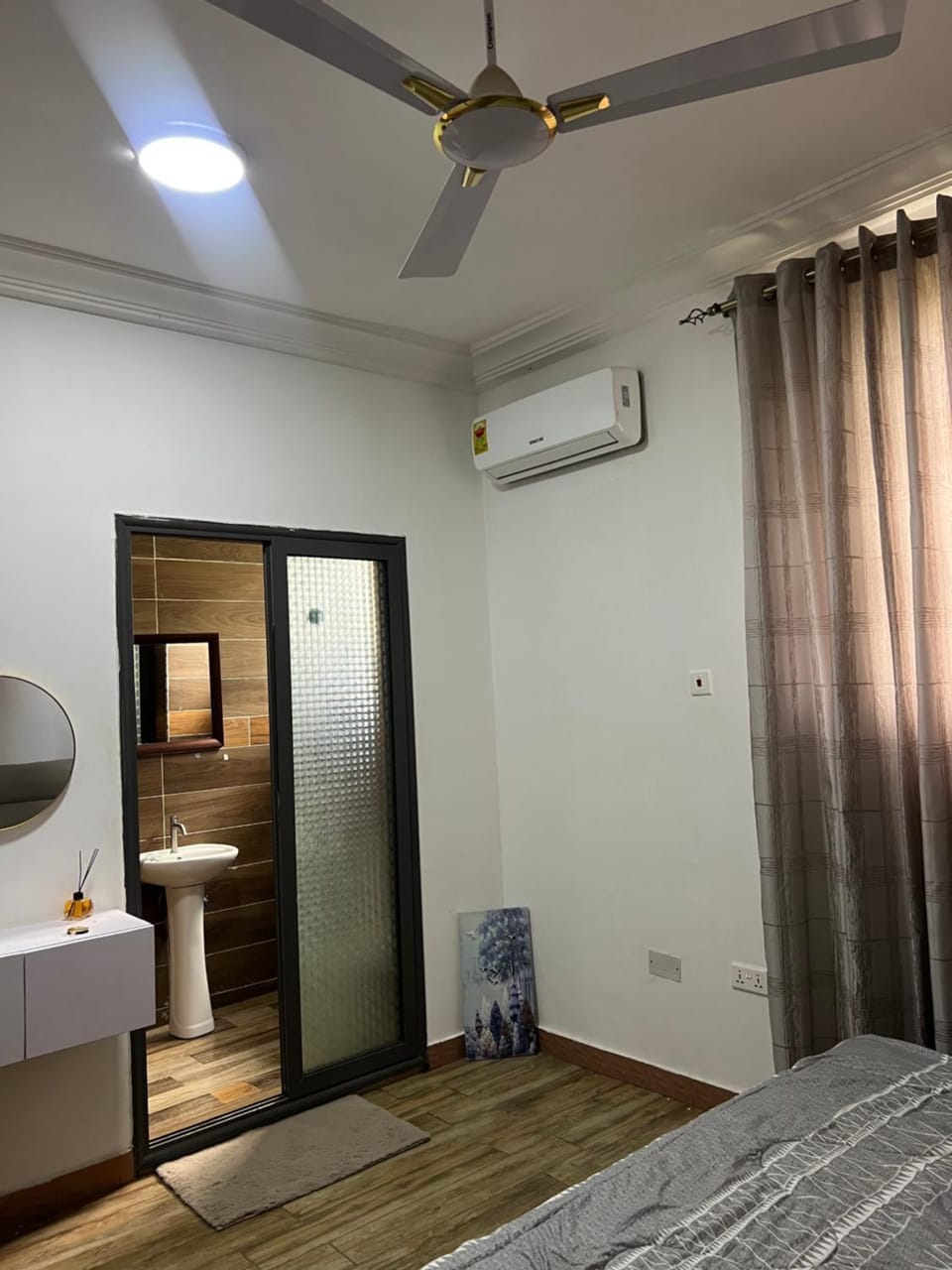Cozy Haven Suite Bed and Breakfast in Accra
