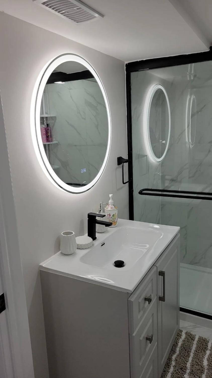 One Bedroom Apartment Apartment in Ajax