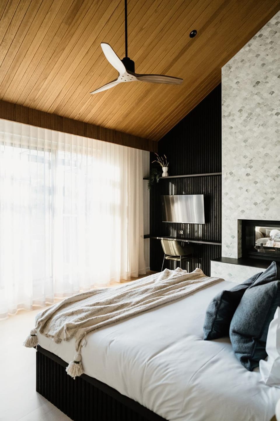 TV and multimedia, Bedroom