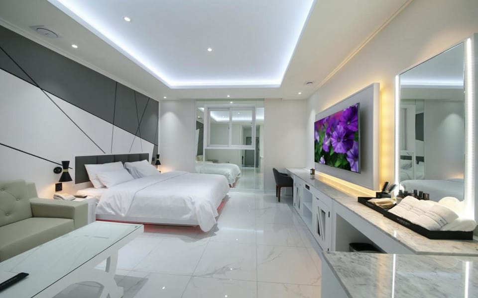 WJ Hotel Pool House Hotel in South Korea