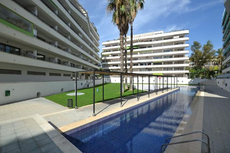 Property building, Pool view