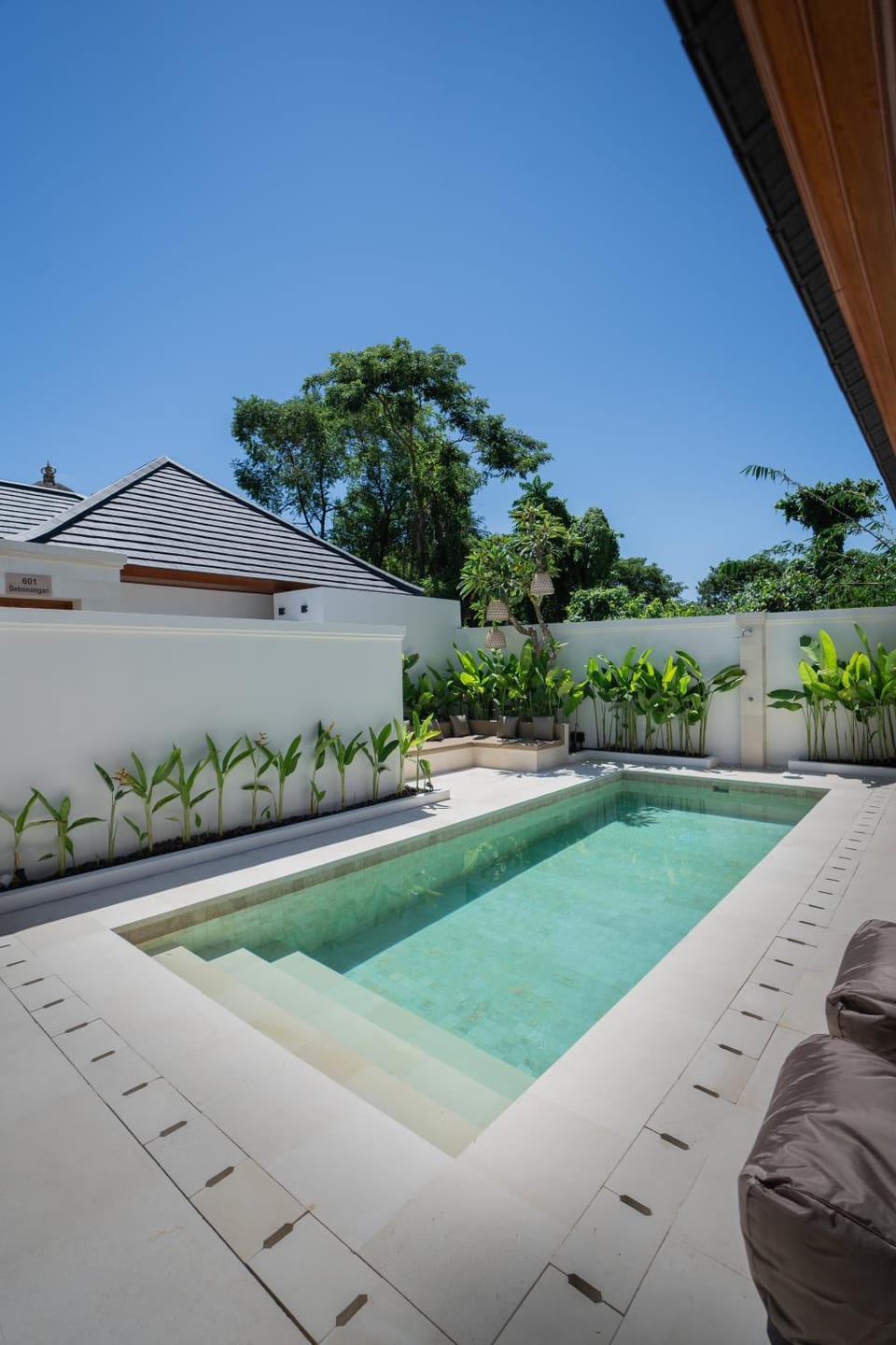 Pool view, Swimming pool