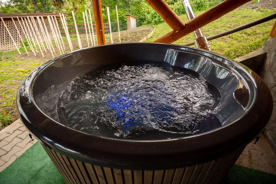 Natural landscape, Hot Tub