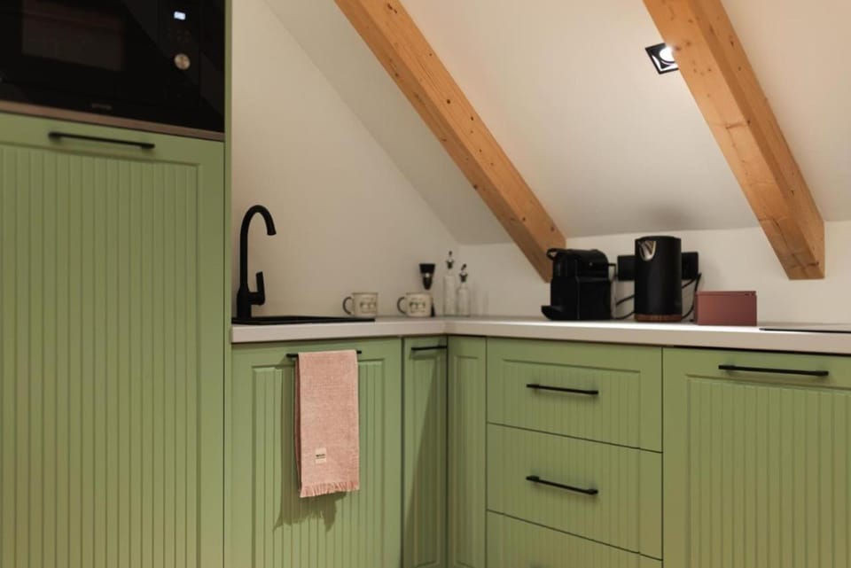 Coffee/tea facilities, Kitchen or kitchenette