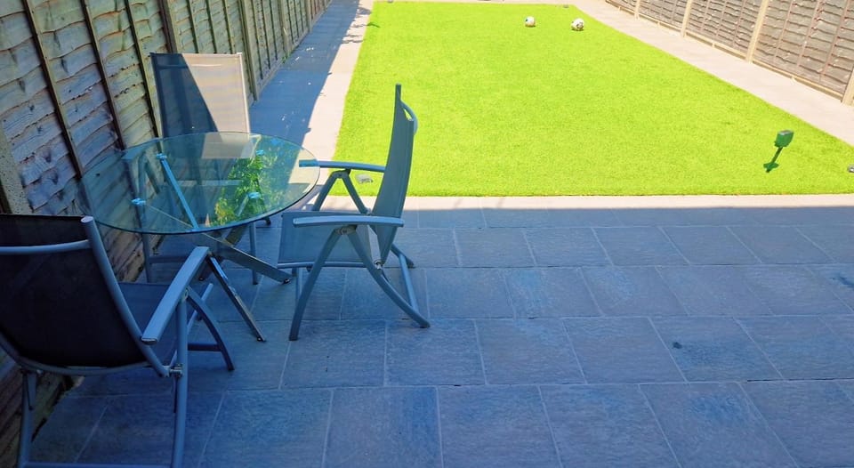 Garden view, Garden view