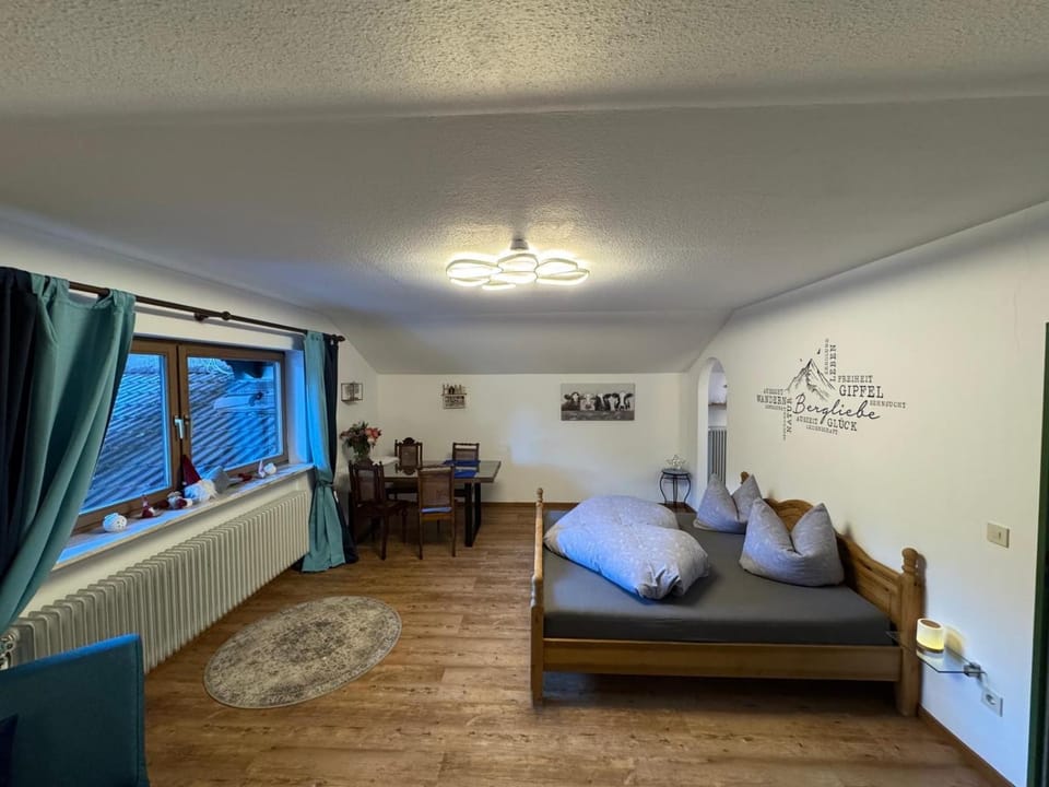 Living room, Bedroom