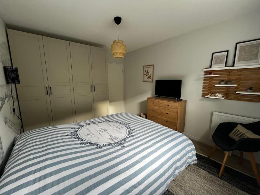 T2 avec jardinet parking la genette Apartment in La Rochelle