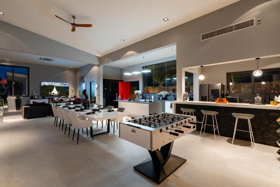 Lounge or bar, Seating area