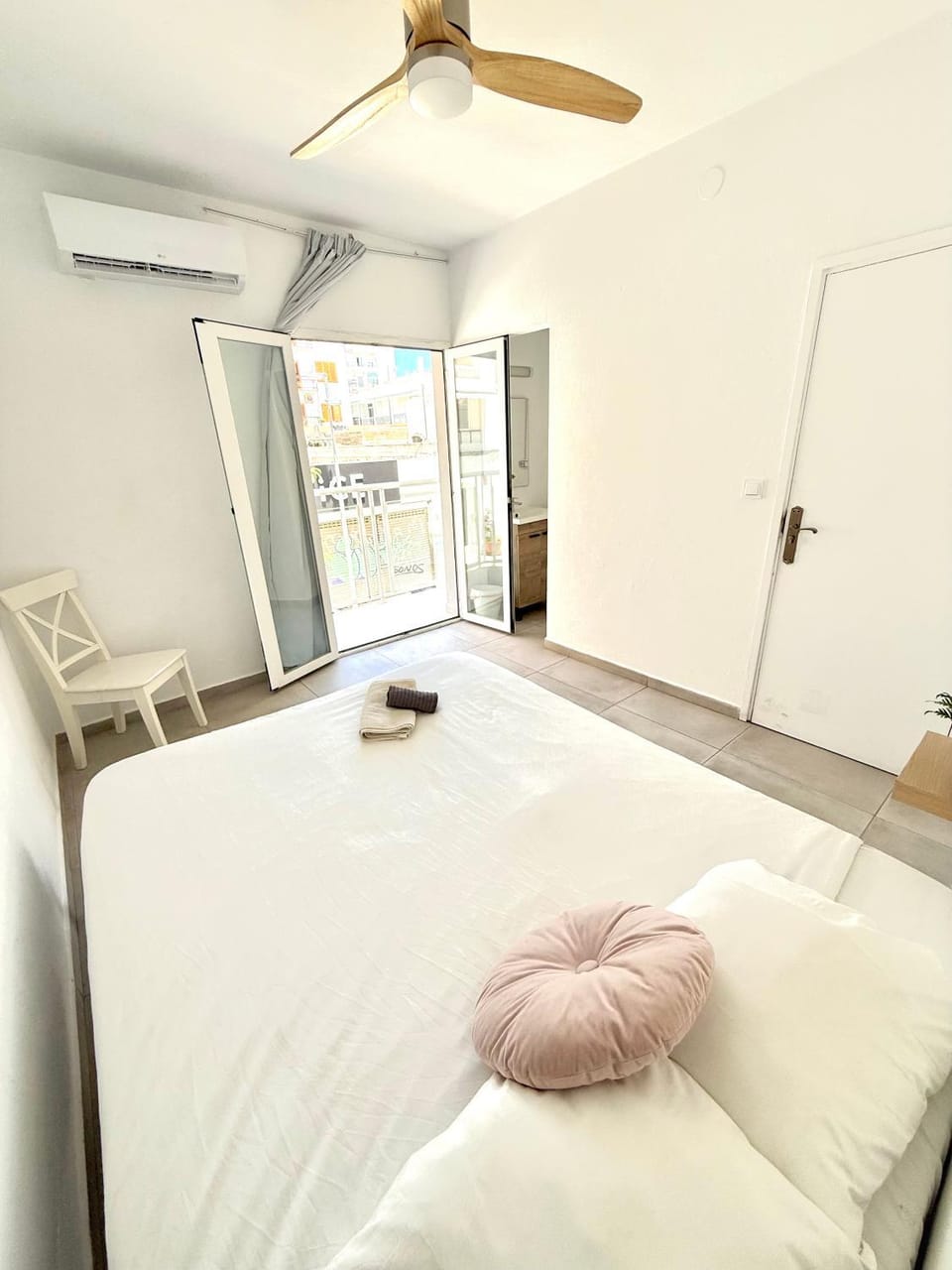 Cisne By Nest Hostel Hostel in Sant Antoni Portmany