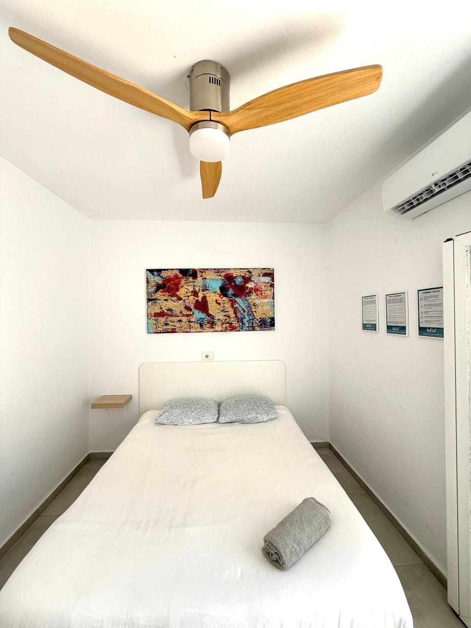 Cisne By Nest Hostel Hostel in Sant Antoni Portmany