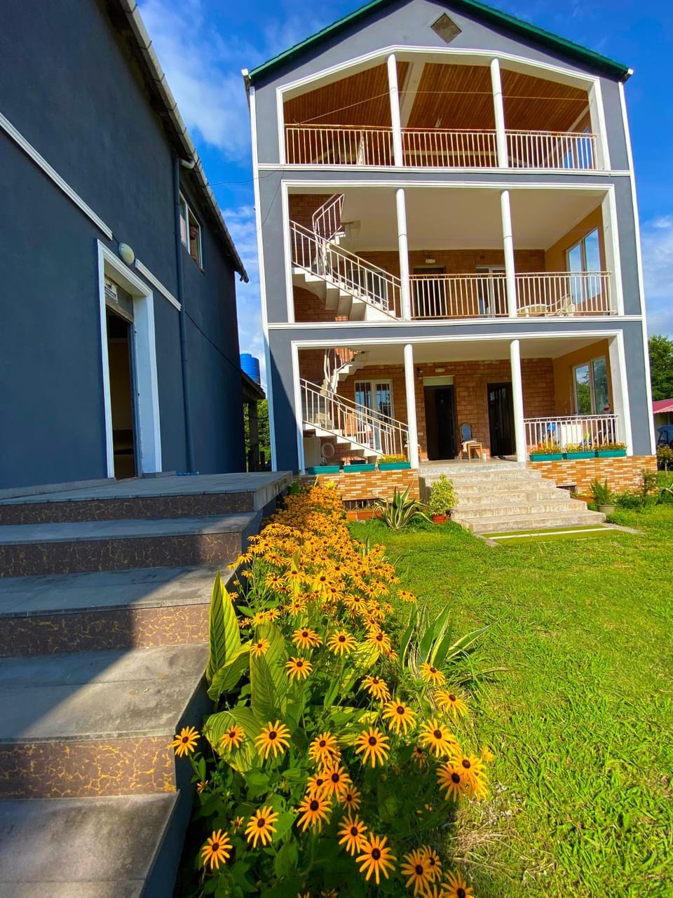 Garden, Garden view