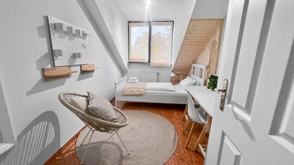 Flatista Homes - Penthouse with Rooftop Gym Apartment in Munich