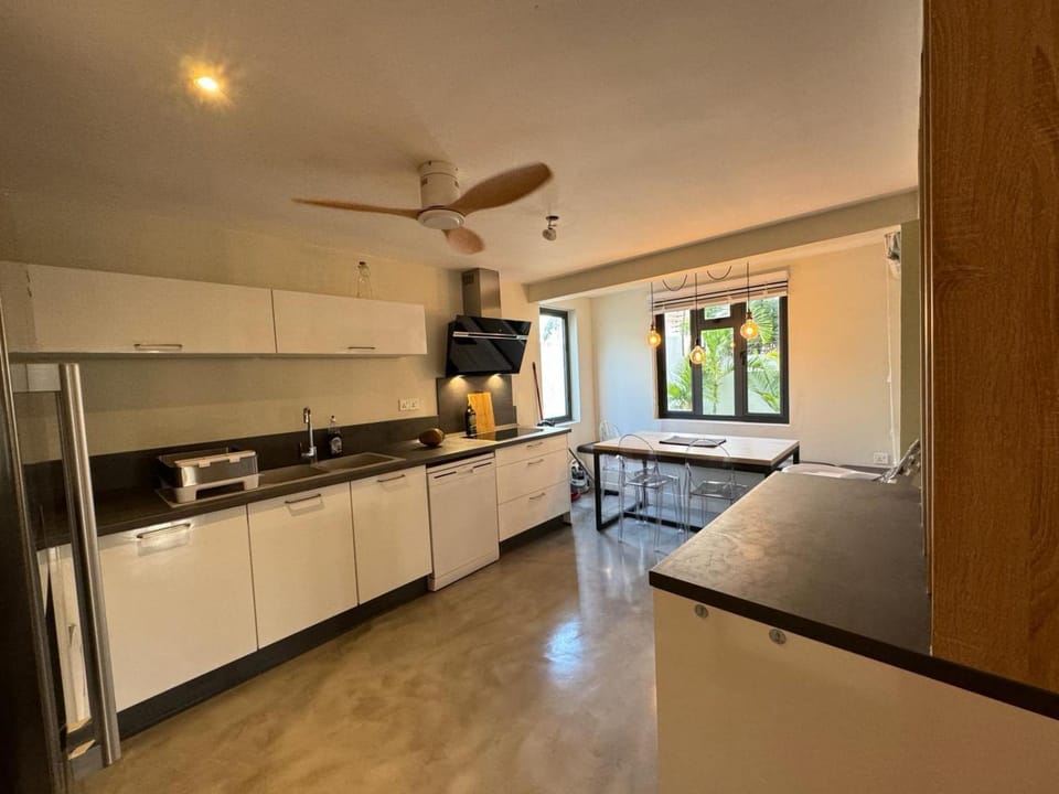 Beautiful beach apartment Apartment in Flic en Flac