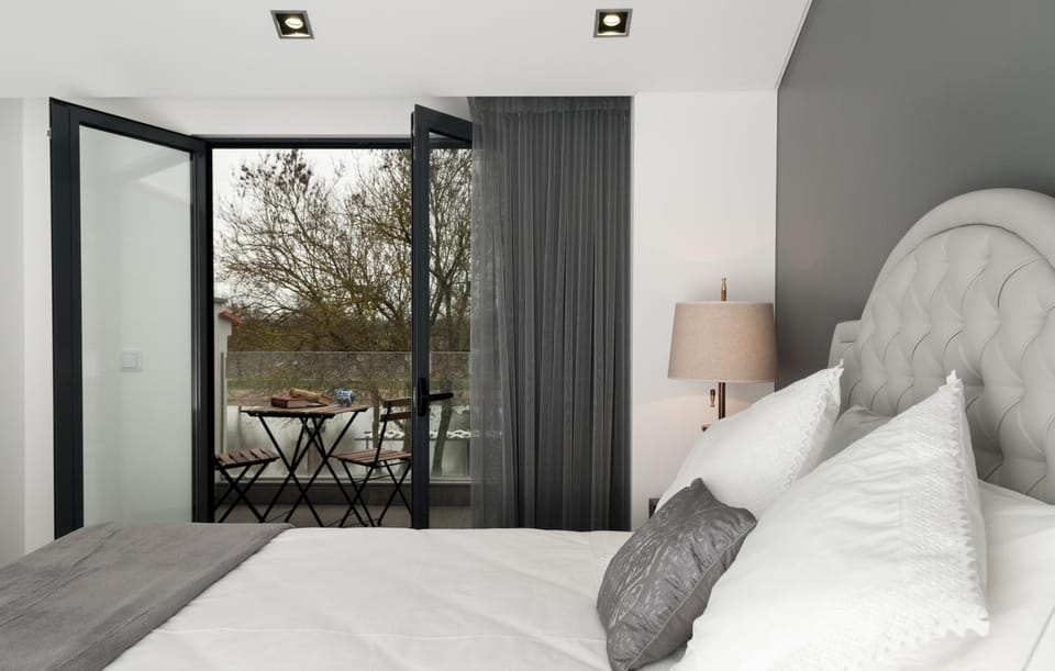 Balcony/Terrace, Bedroom