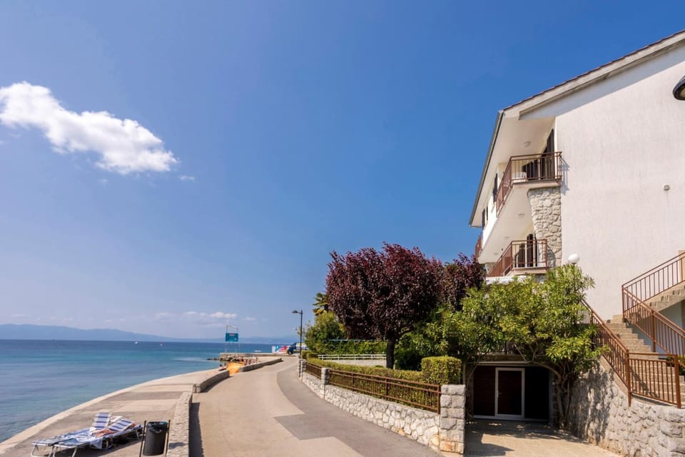 Property building, Sea view