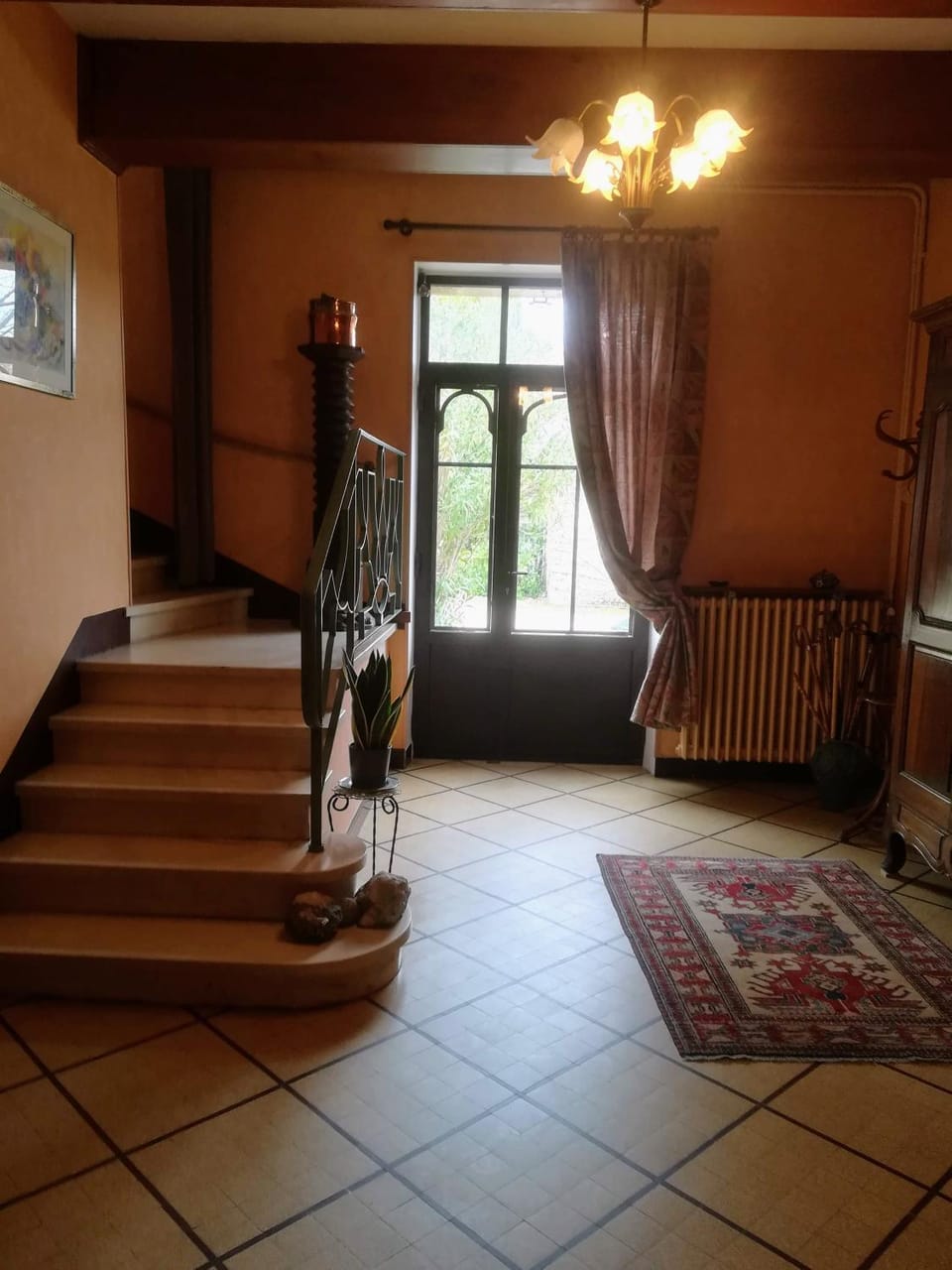Authentique maison du 17e siècle dans propriété viticole, idéalement située House in Sablet