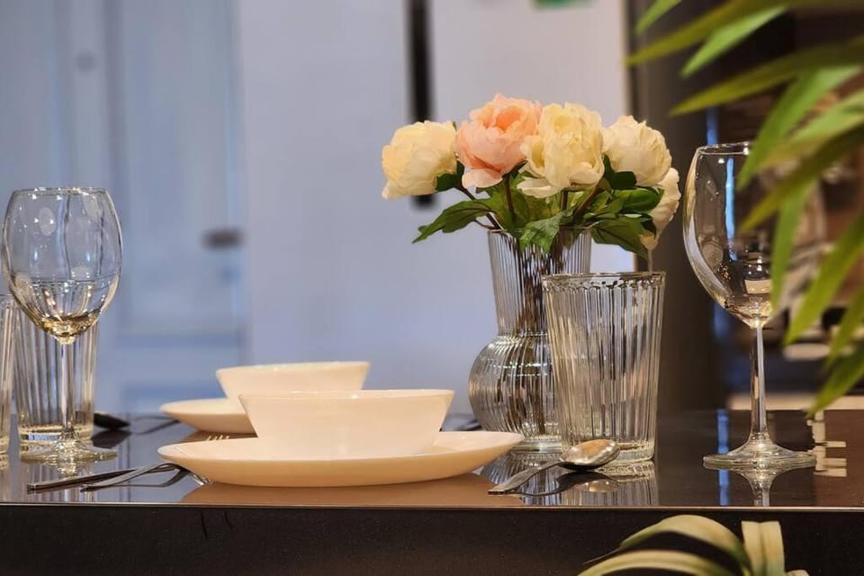 SelfCheckIn The State Tower RiverView 2Bedroom BTS ICONSIAM Silom Sathon Apartment in Bangkok