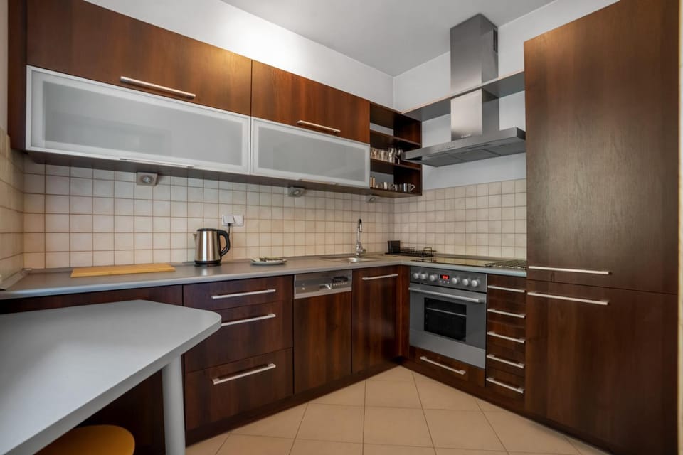 Kitchen or kitchenette, dishwasher, pet friendly, stove