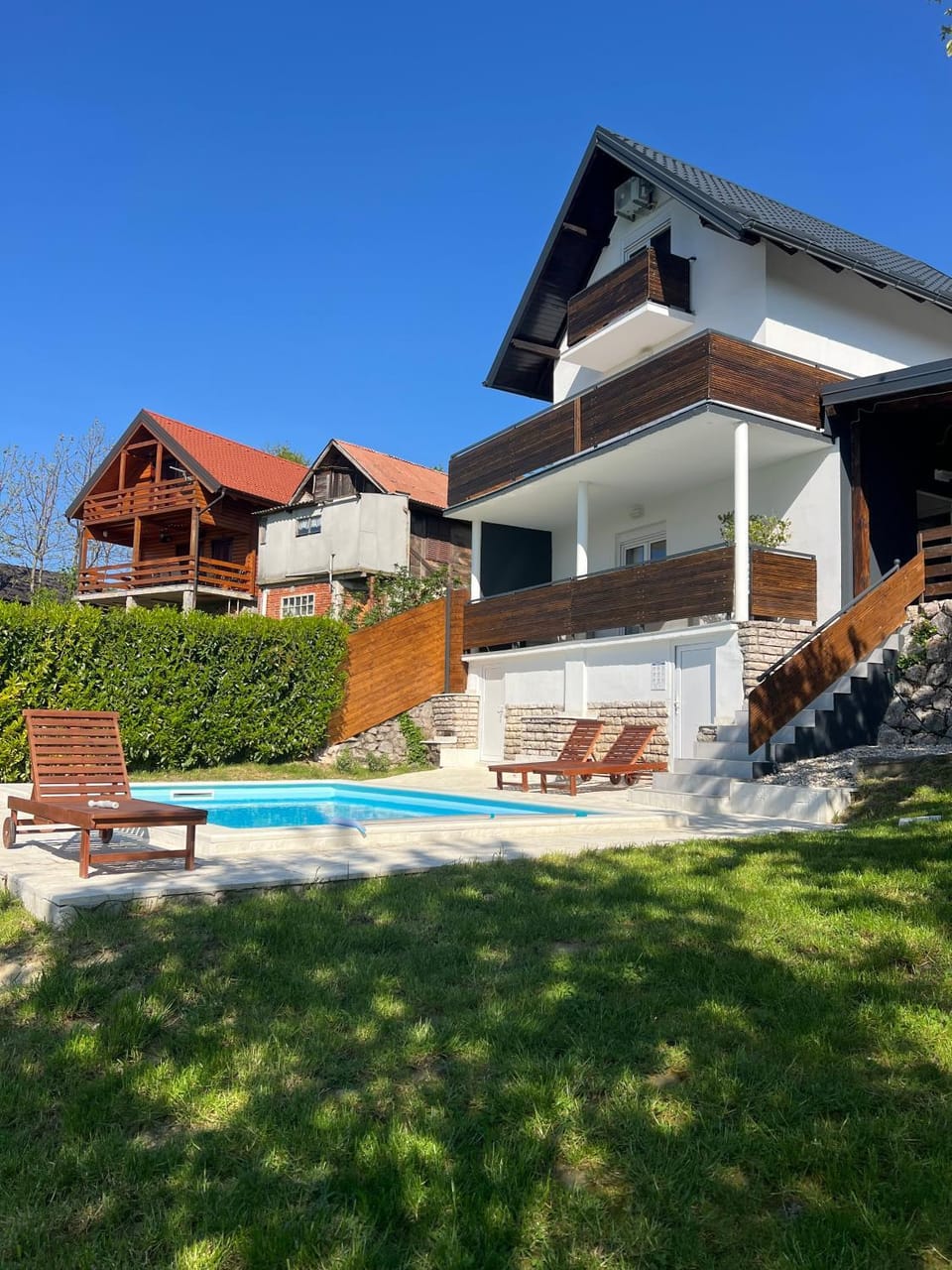 Property building, Swimming pool