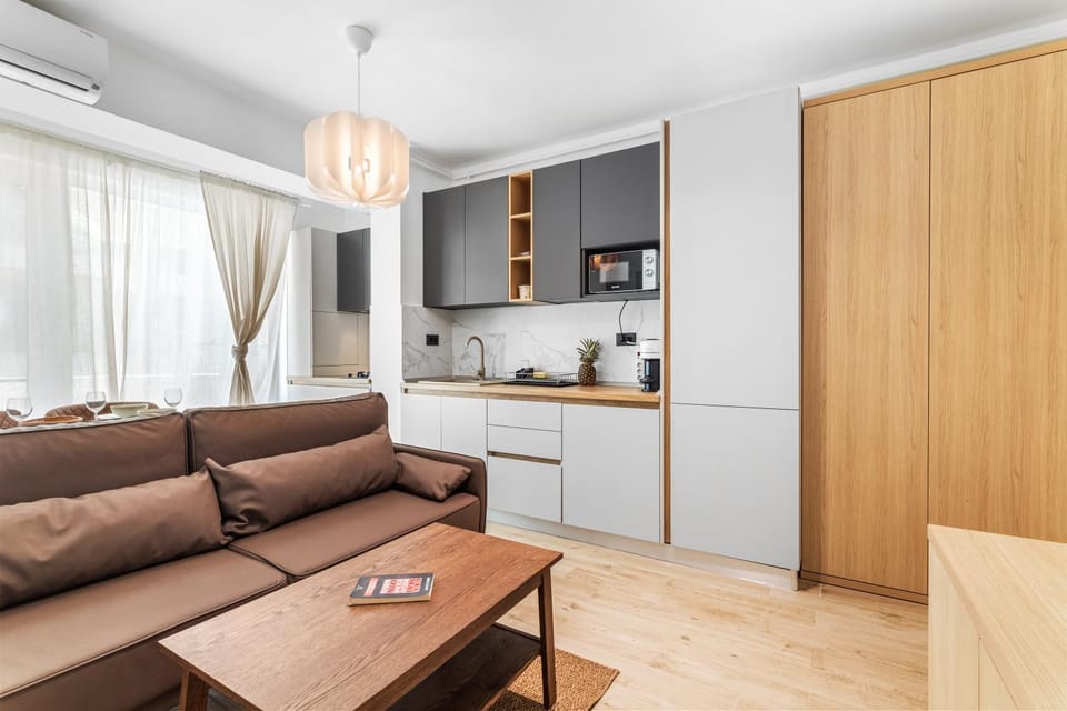 Kitchen or kitchenette, Living room, wardrobe