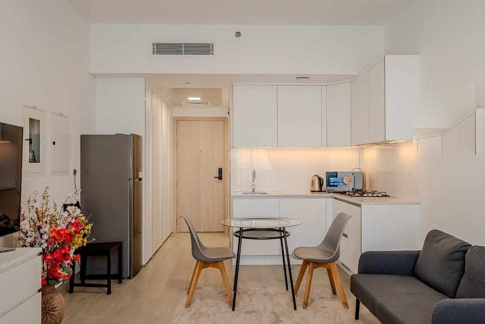 Modern and Cozy Studio in JVC I Luma Building Apartment in Dubai