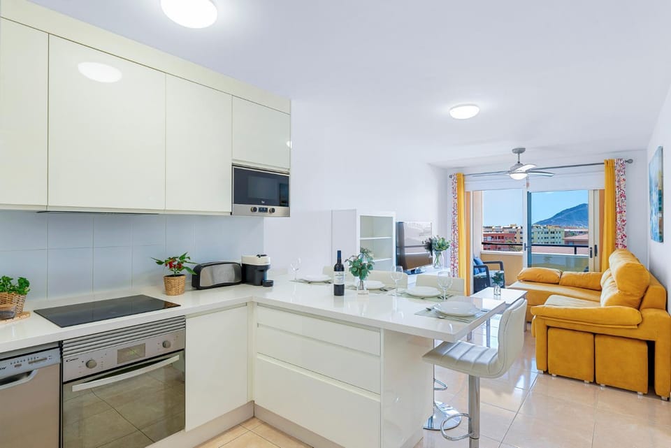 Kitchen or kitchenette, dishwasher, minibar, pet friendly, stove