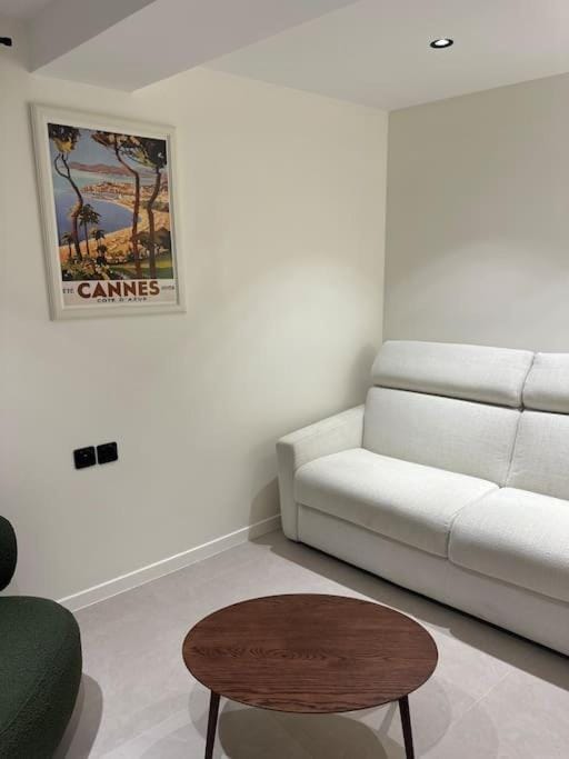 Appartement cannes centre à 3 minutes du palais des festivals Apartment in Cannes