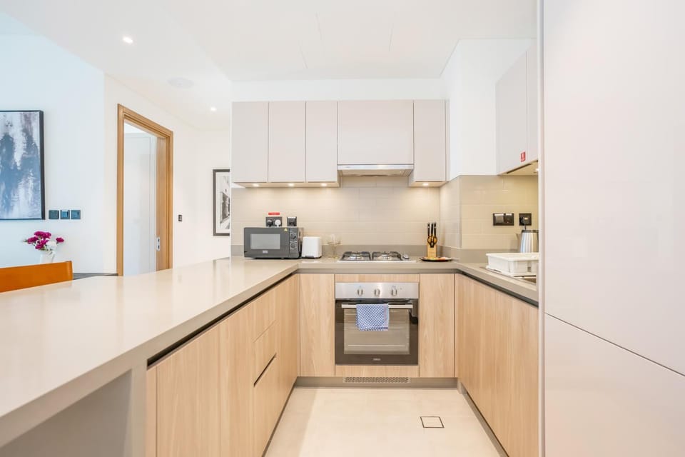 Kitchen or kitchenette, pet friendly, stove, toaster, kitchen