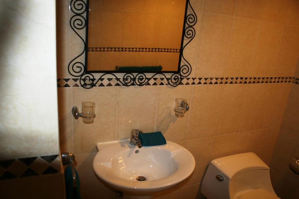 Toilet, Bathroom