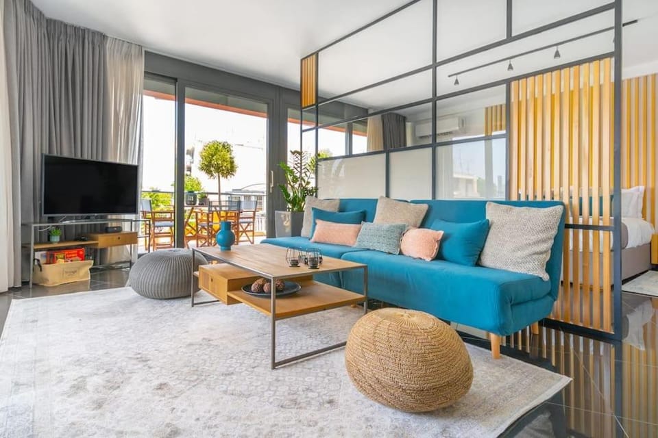The HostMaster Roofgarden Urban Bliss Apartment in Athens