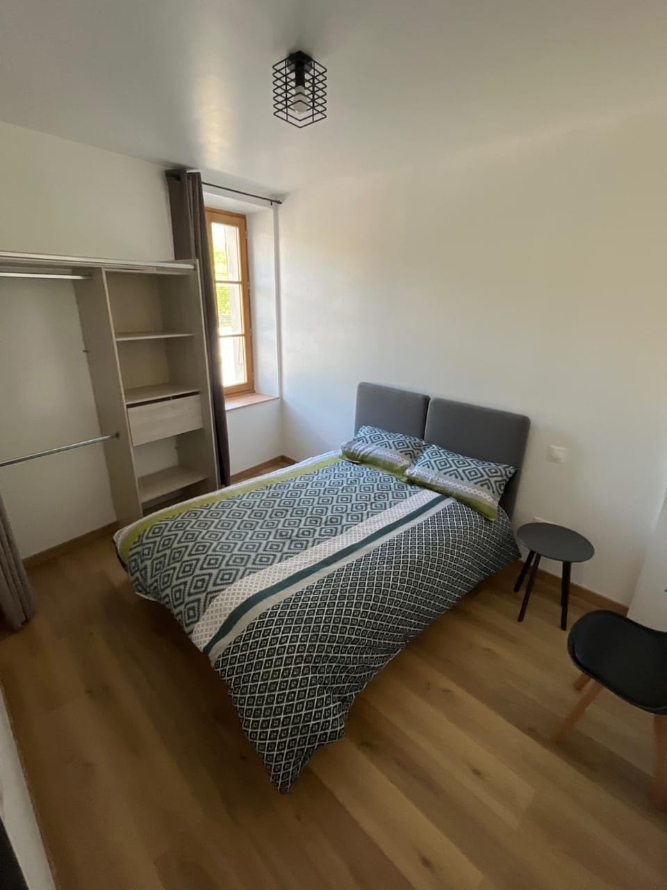 Bed, Photo of the whole room, Bedroom, wardrobe
