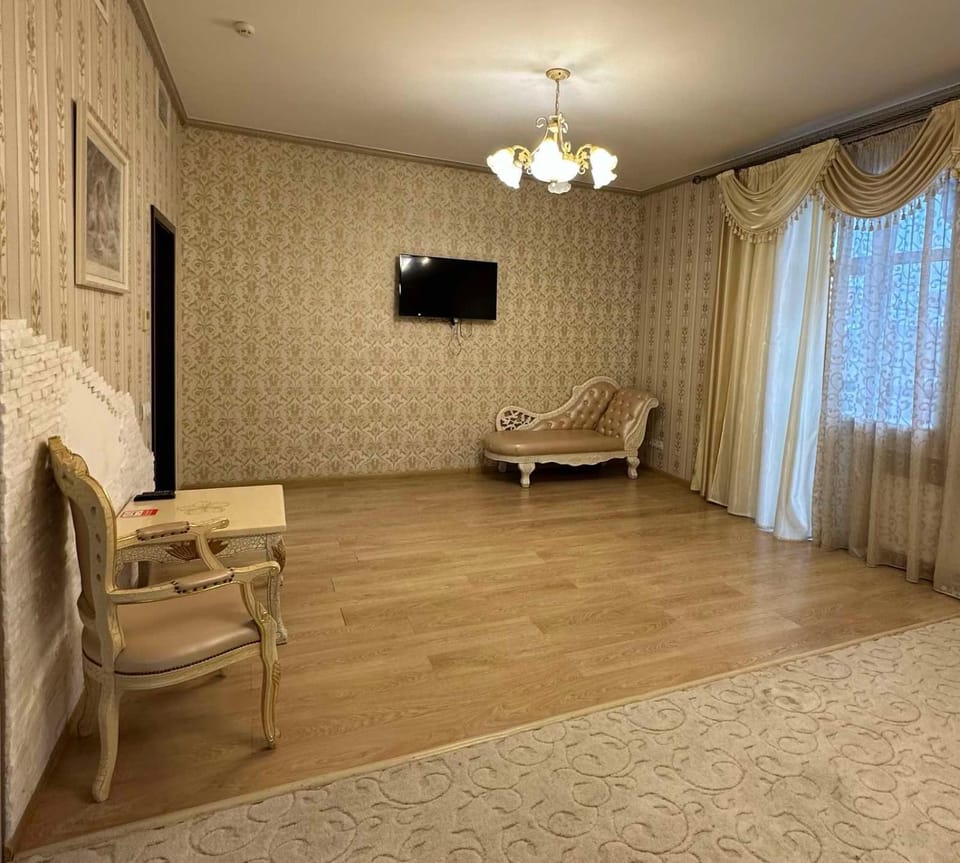 Готель-ресторан Chalet Hotel in Ukraine