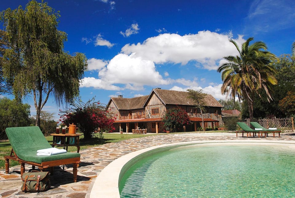 Property building, Swimming pool
