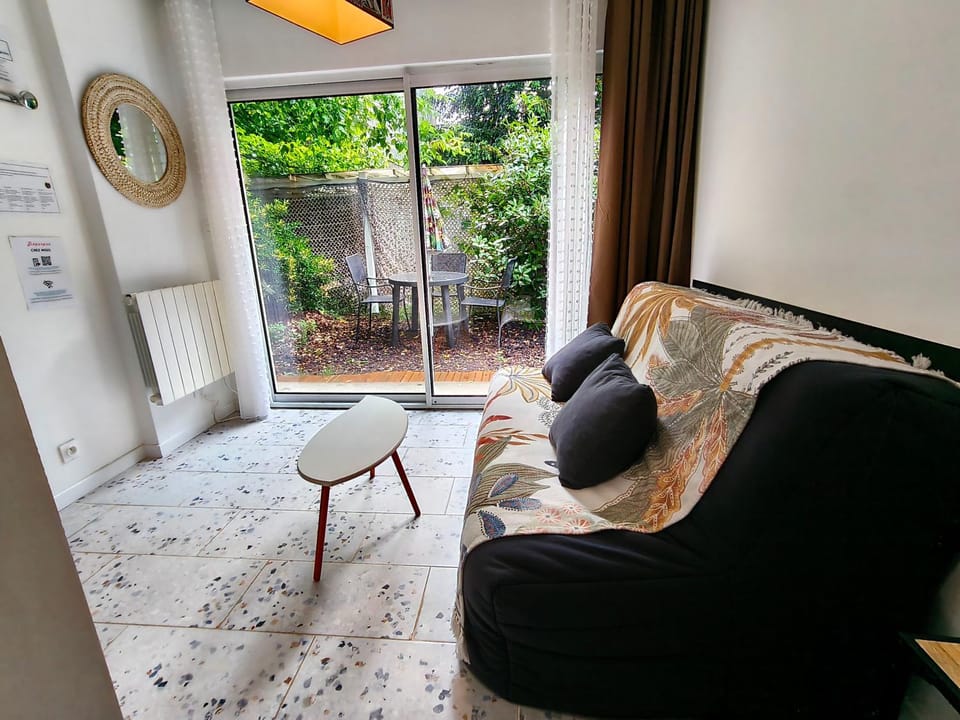Maisonnette - Proximité ville & tram Apartment in Pessac