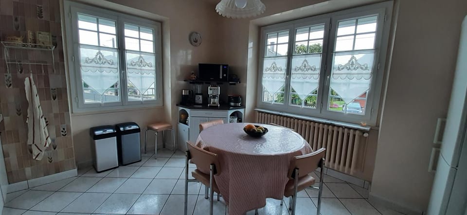 L'Enclos des Lys -appartement Apartment in Aurillac