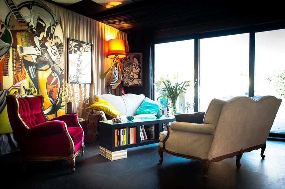 Restaurant/places to eat, Communal lounge/ TV room, Library, Lobby or reception, Lounge or bar, Banquet/Function facilities