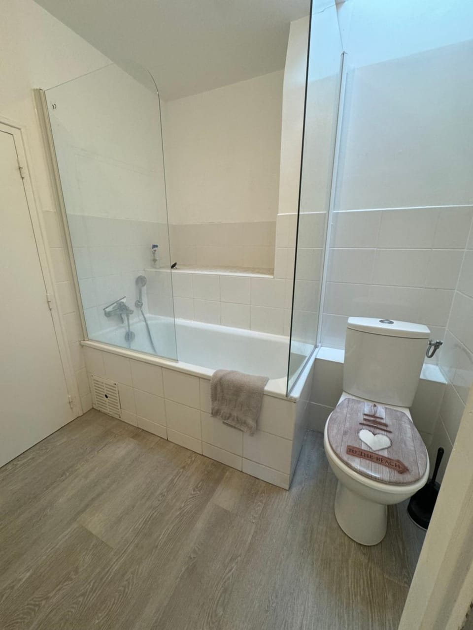 Toilet, Bathroom, Bath, towels