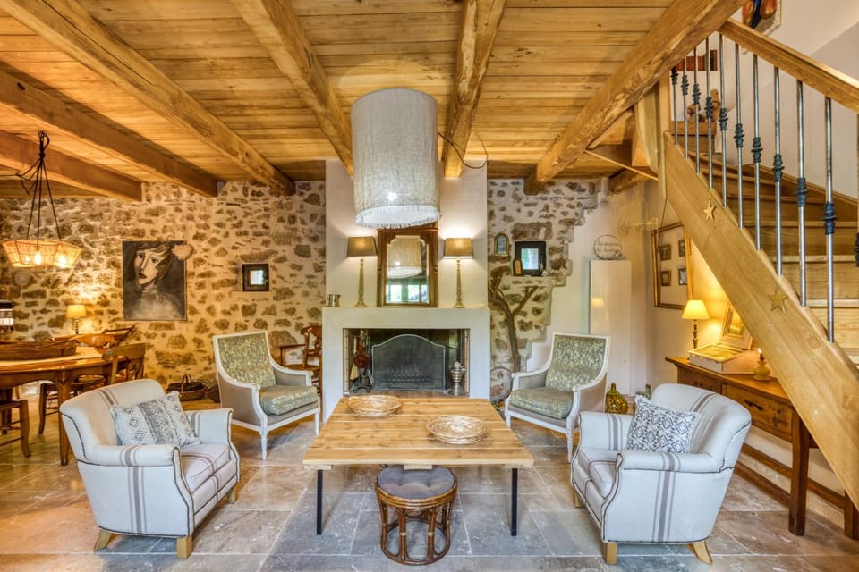 Property building, Living room