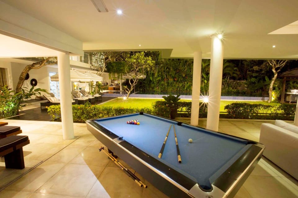 Billiard, Billiard, Living room
