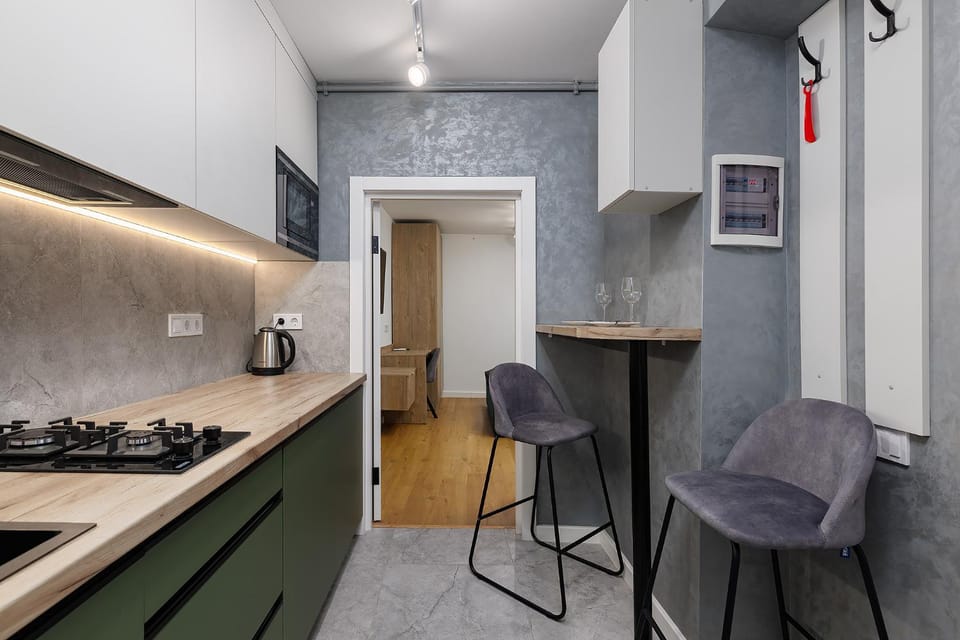 Kitchen or kitchenette