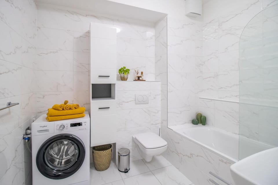 Shower, Bathroom, Bath, towels, towels, washing machine