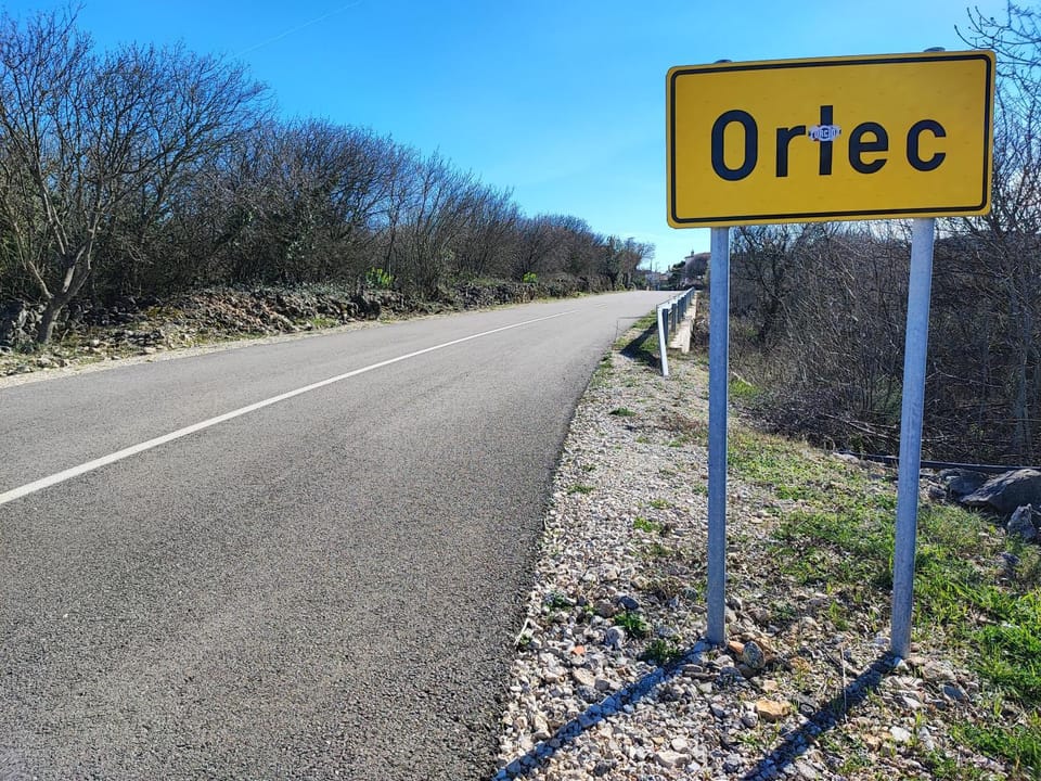 Neighbourhood, Street view