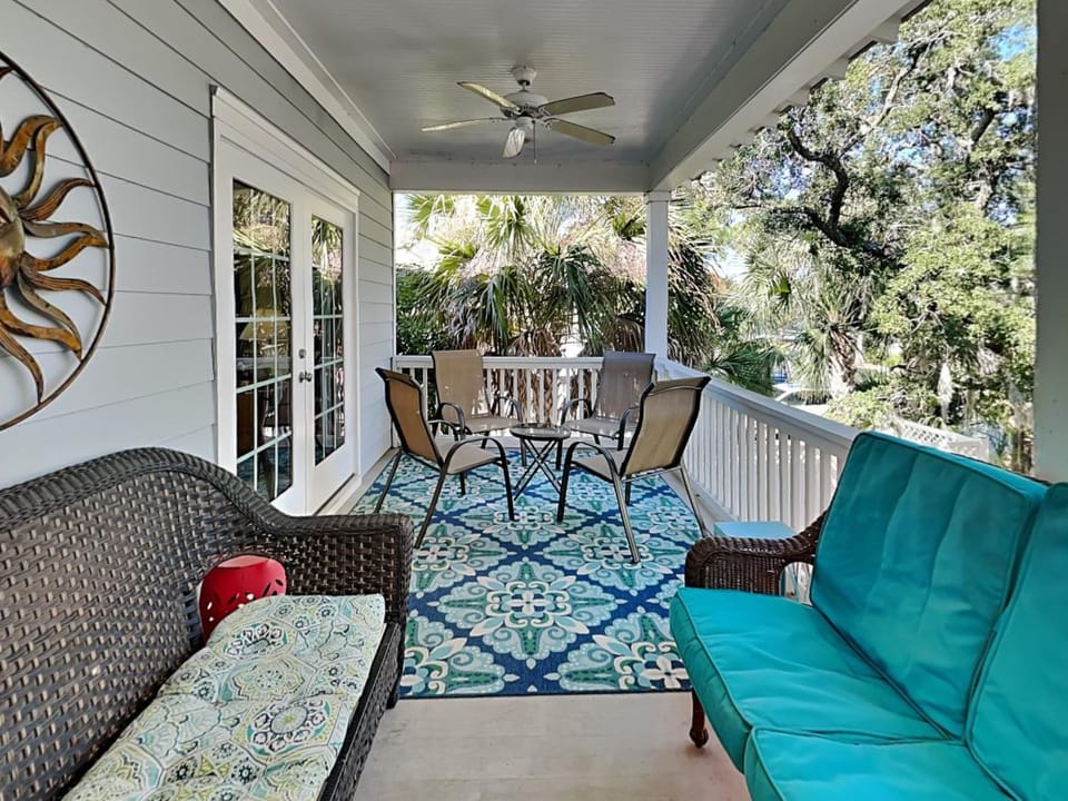 Balcony/Terrace, Seating area, furniture