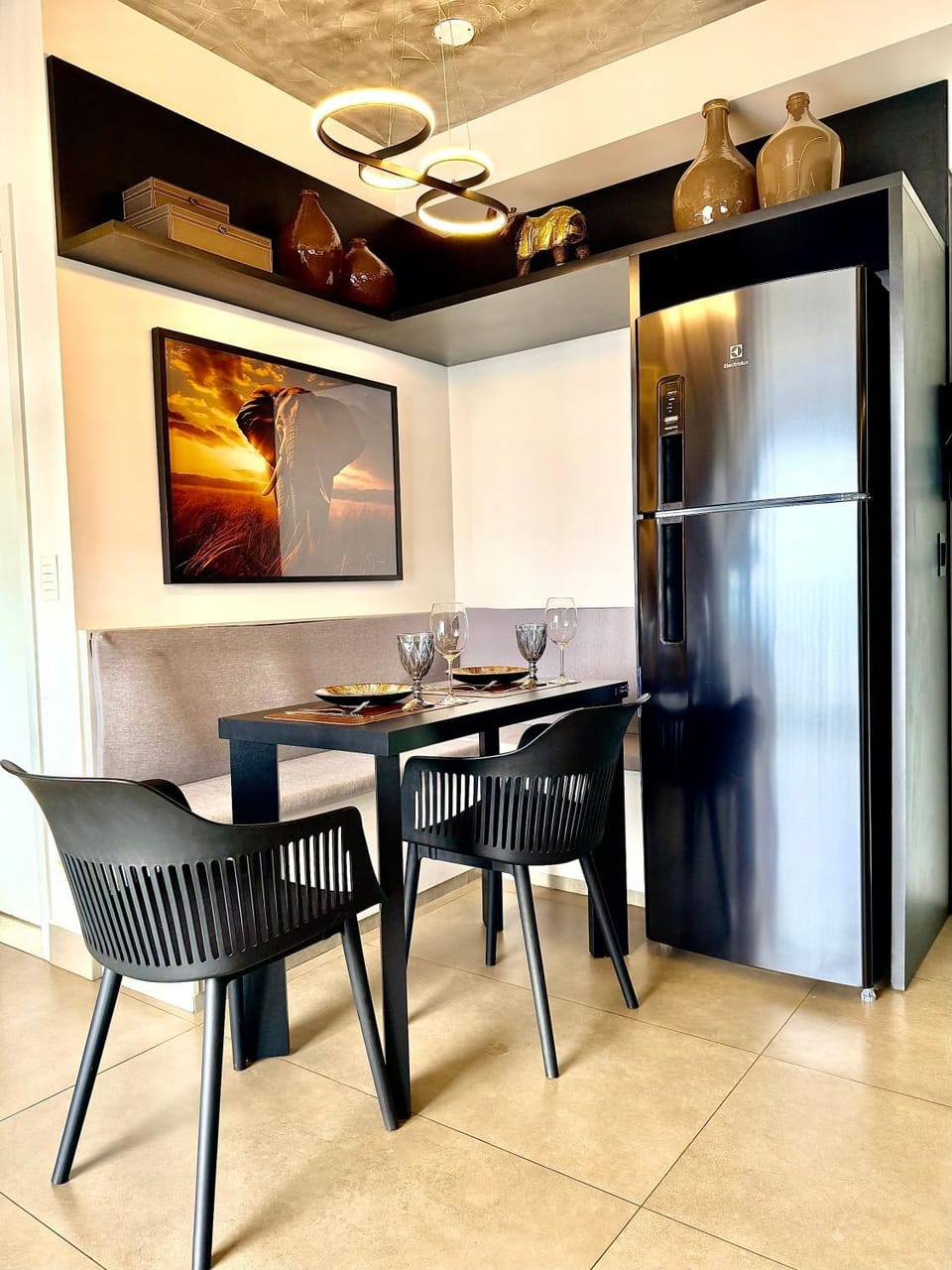 Lindo flat em prédio luxuoso - Excelente localização Apartment in Goiania