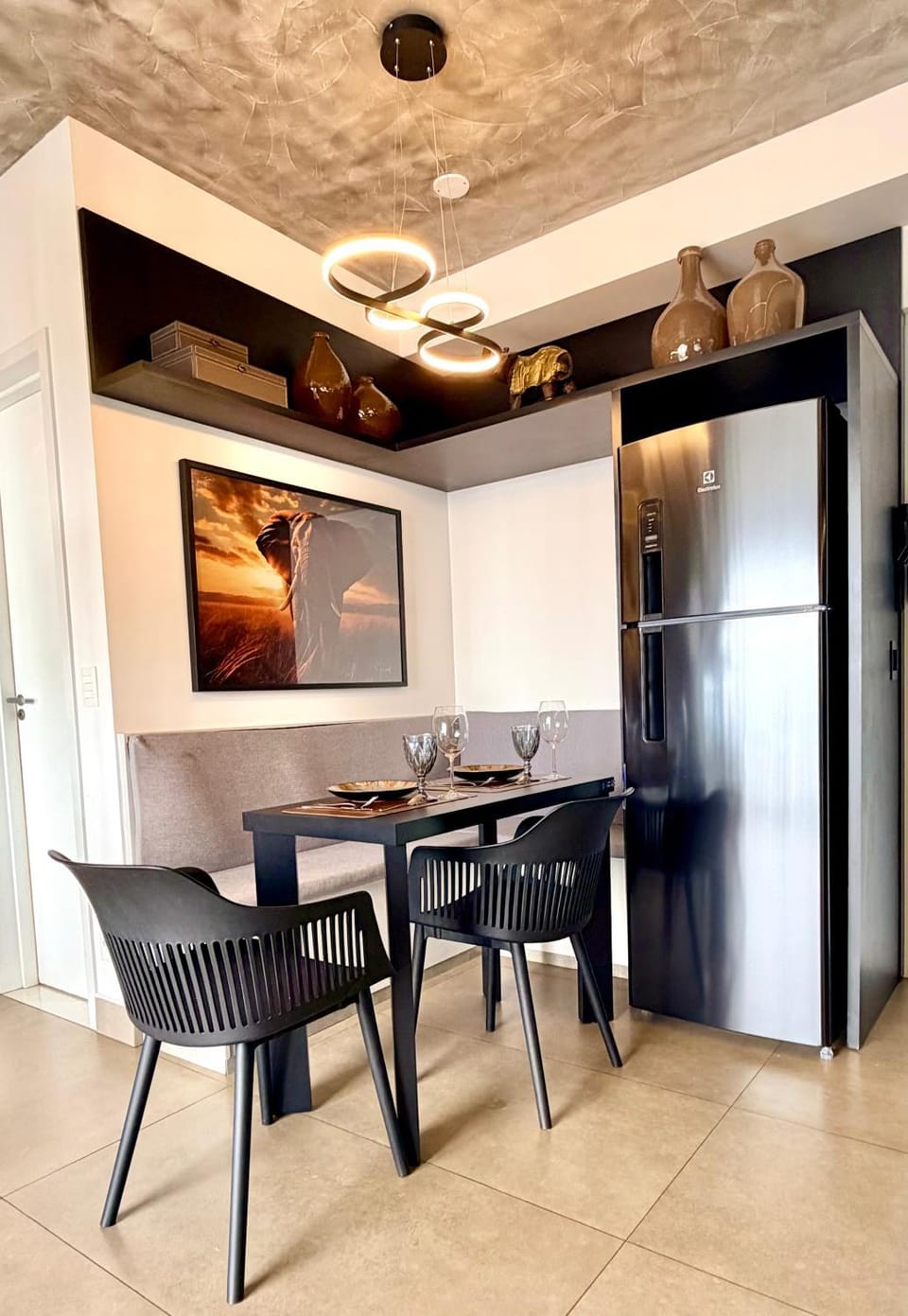 Lindo flat em prédio luxuoso - Excelente localização Apartment in Goiania