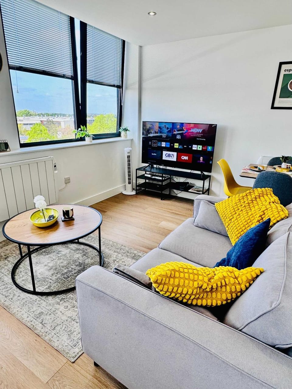 1 Bed Old Trafford Flat Free Parking Apartment in Manchester
