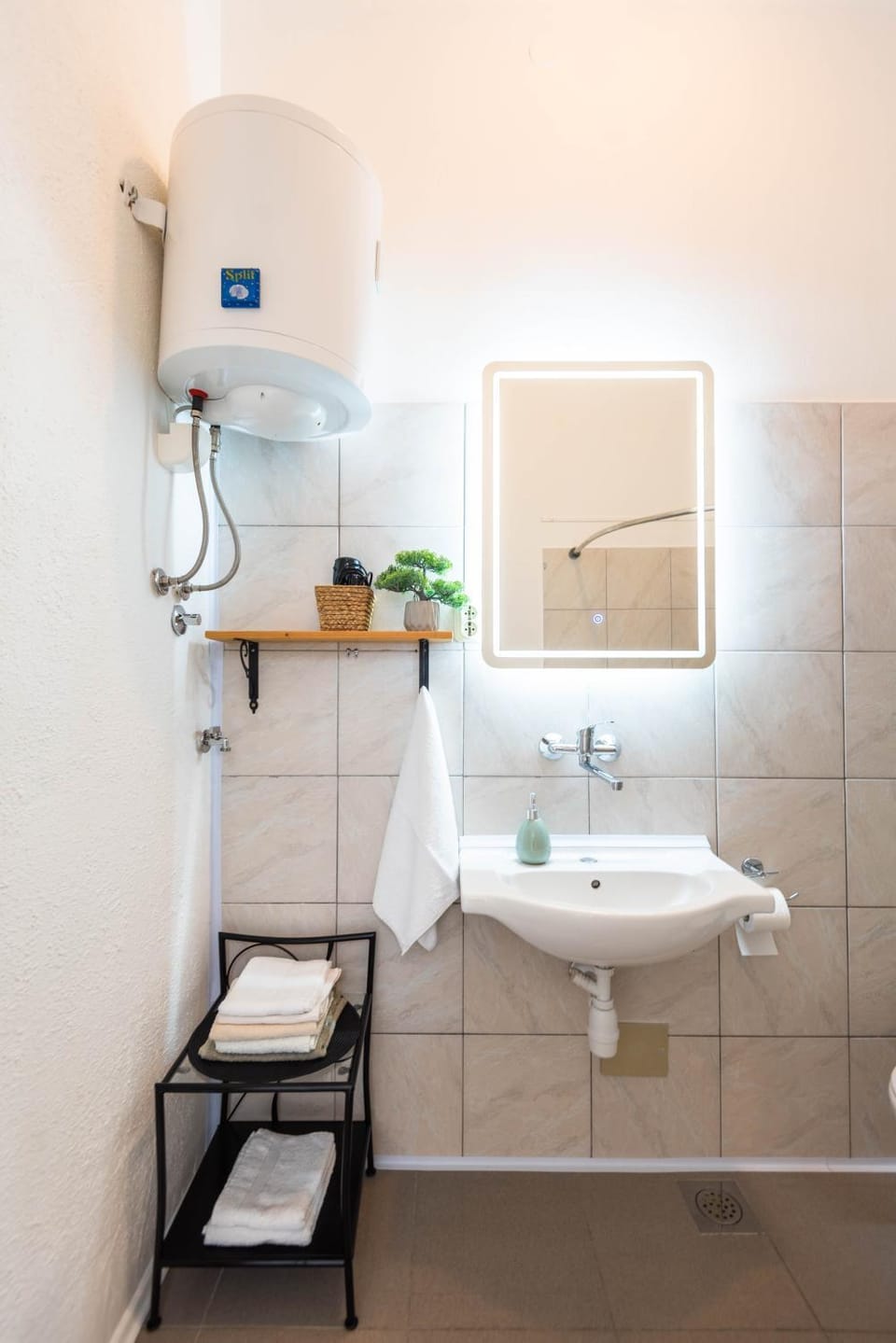 Apartment Dobri Apartment in Split